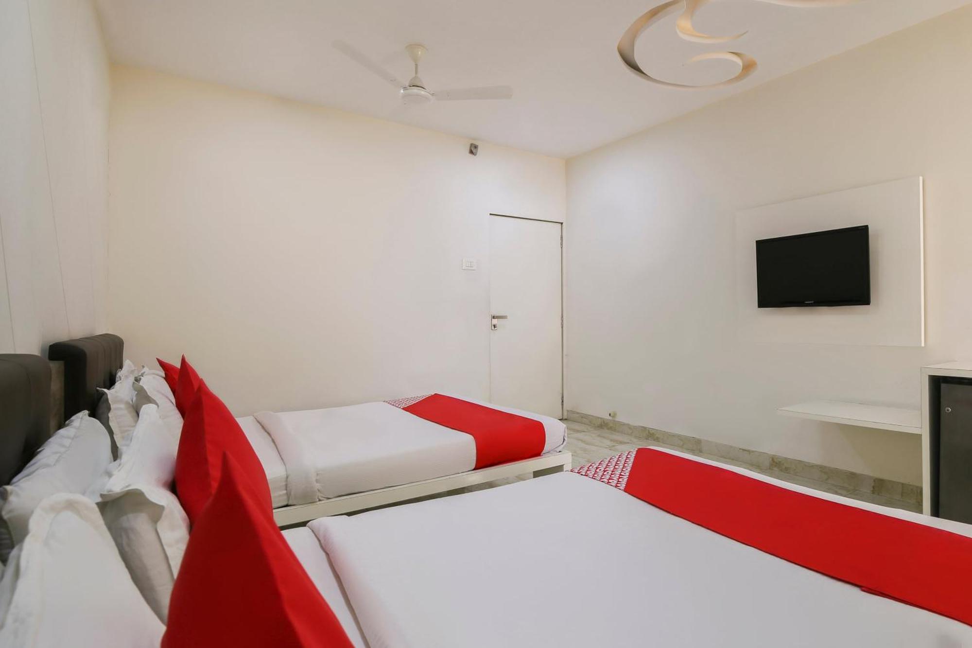 Hotel O Shiv Vatika Banquet & Rooms Bhatha المظهر الخارجي الصورة
