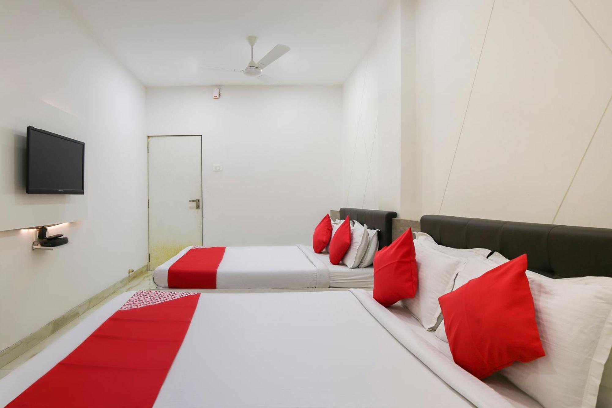 Hotel O Shiv Vatika Banquet & Rooms Bhatha المظهر الخارجي الصورة